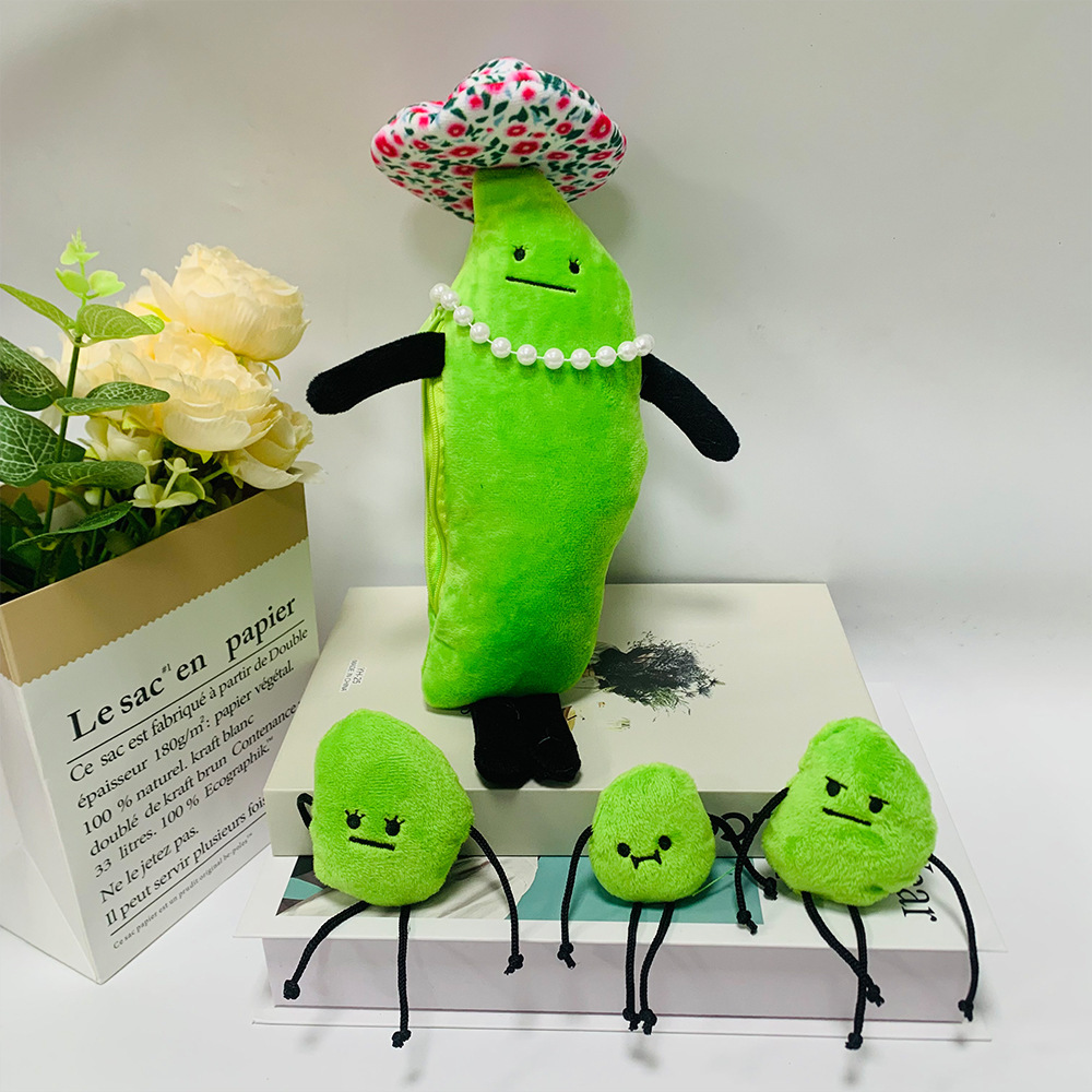 edamame-family-plush-toy-secret-staycation-b2b (3).jpg