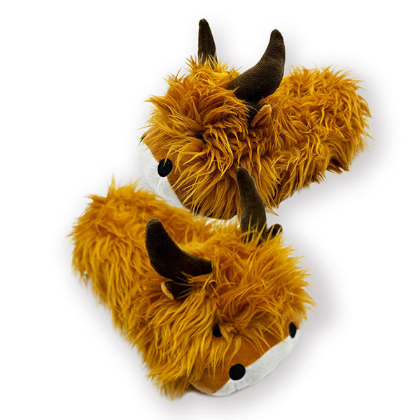 Highland Cow Slippers (1)